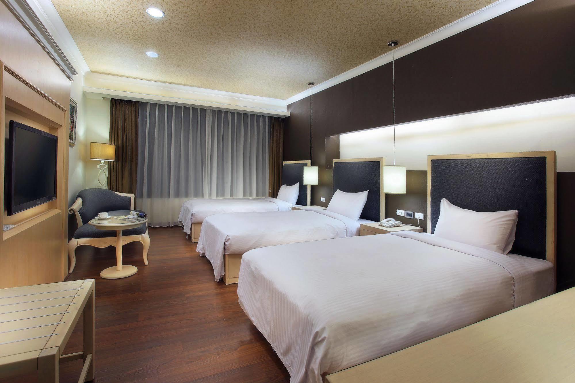 Hotel Modern Puli Zewnętrze zdjęcie